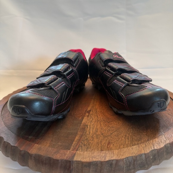Pearl Izumi Shoes - PEARL IZUMI WOMEN'S W ALL ROAD 15211001 CYCLING SHOES EUR 40 W/ SPD Cleats $30
